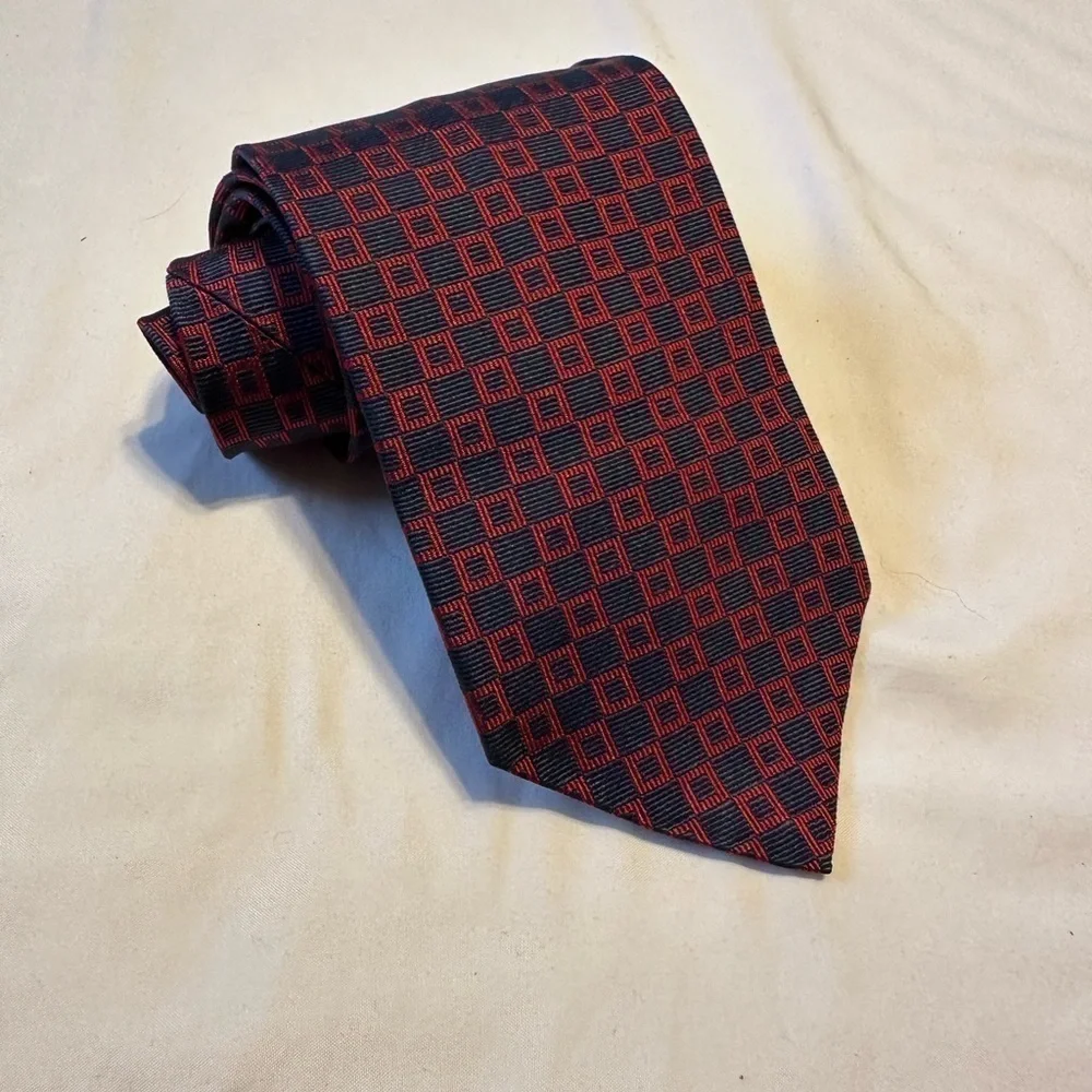 Jack English Richel Repp Tie Navy Red 100% Silk Handmade in Spain 56” x 3.75”